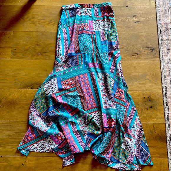 SUNDANCE Feathers by Tolani new with tags size small maxi skirt - Picture 1 of 9